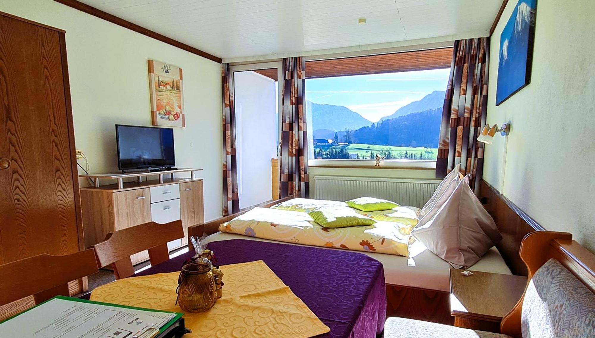 Haus Loeger Apartments Pyhrn Priel Виндишгарстен Экстерьер фото