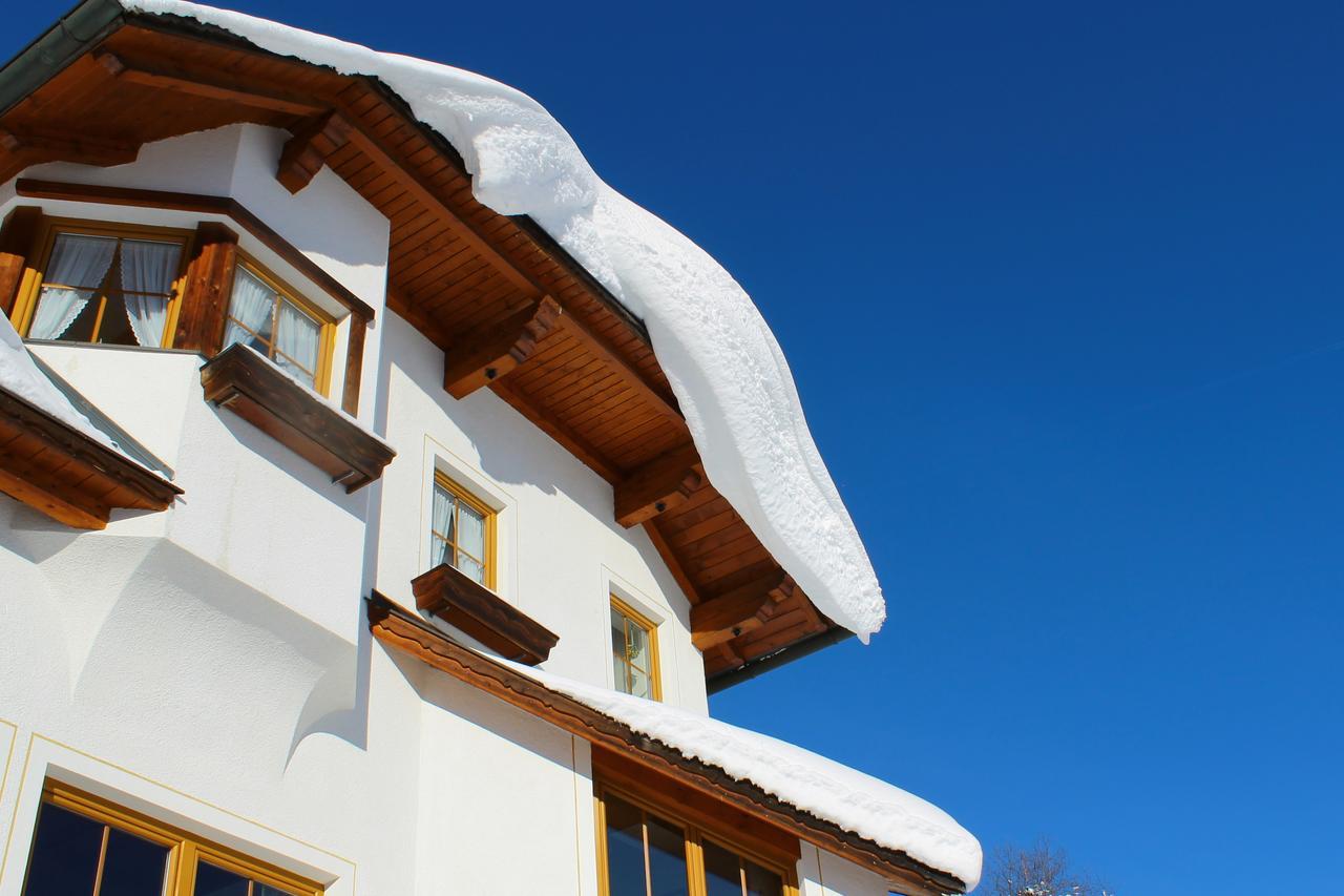 Haus Loeger Apartments Pyhrn Priel Виндишгарстен Экстерьер фото